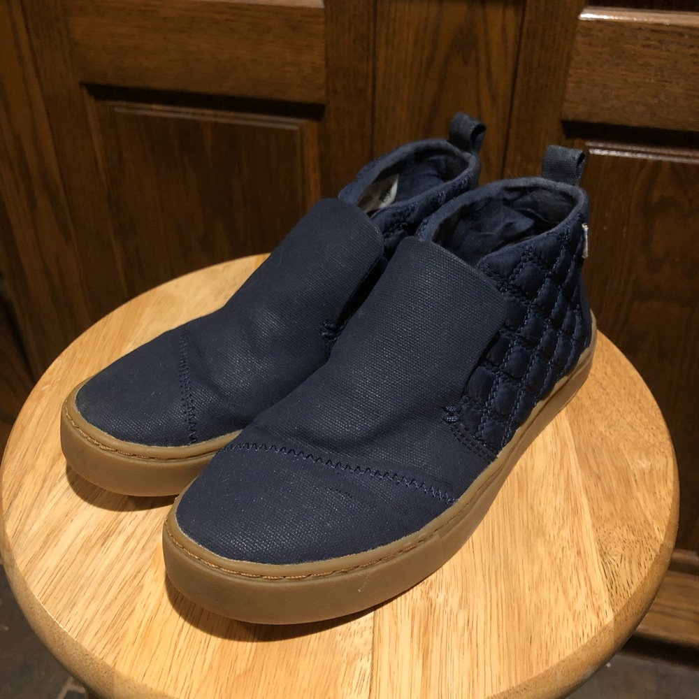 Women’s Toms Shoes